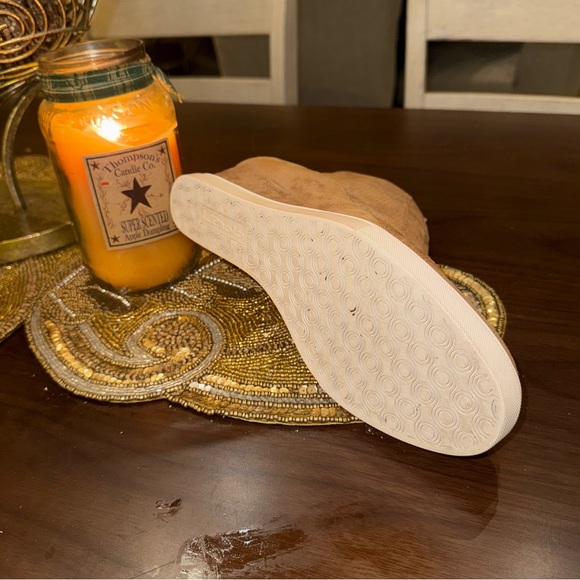 L.Paolo - Tan Suede Ankle Boots Size 8.5M - Picture 10 of 12